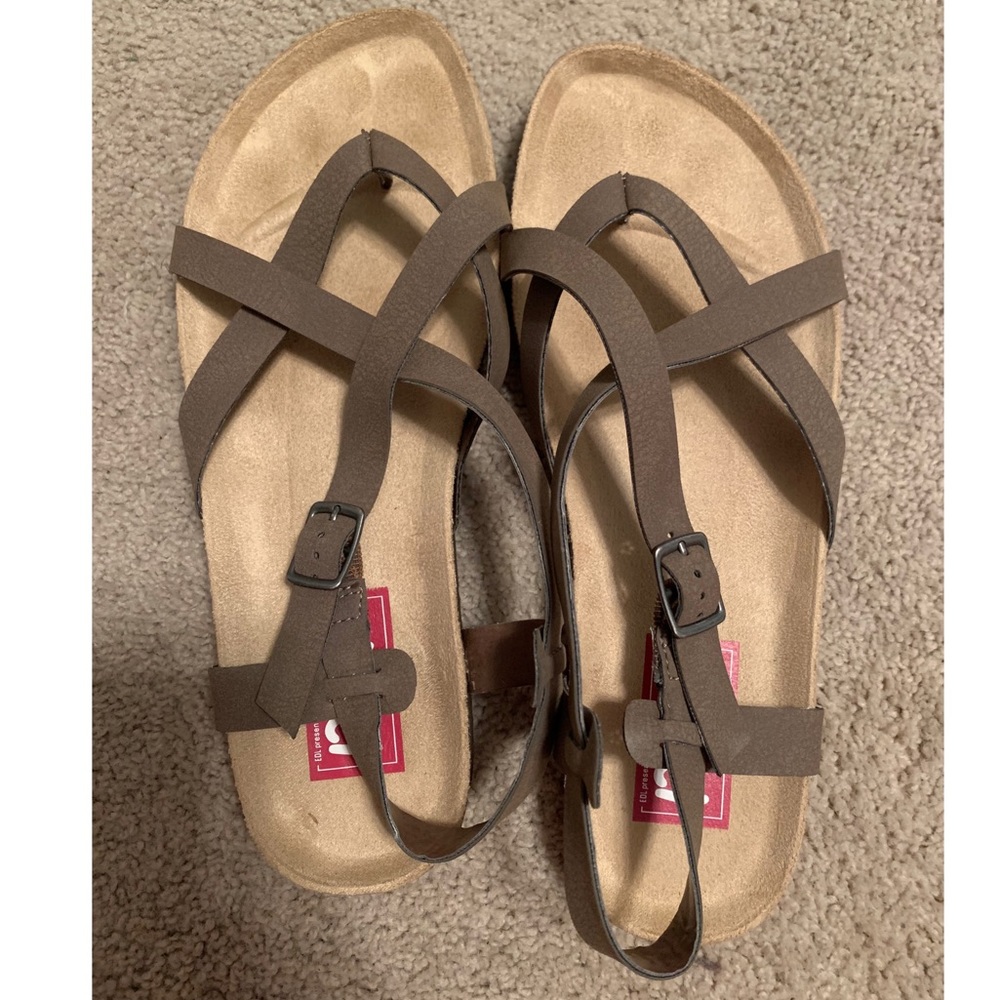 POP brand sandals